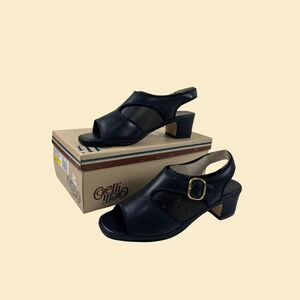 70s/80s Corelli blue leather sandals, size 6.5M womens navy blue slingback heels